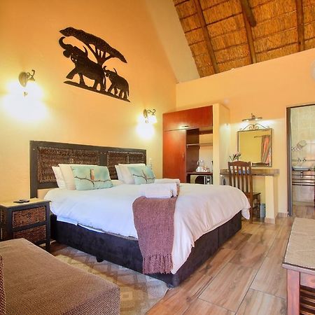 All Over Africa Guest House كمبتون بارك المظهر الخارجي الصورة