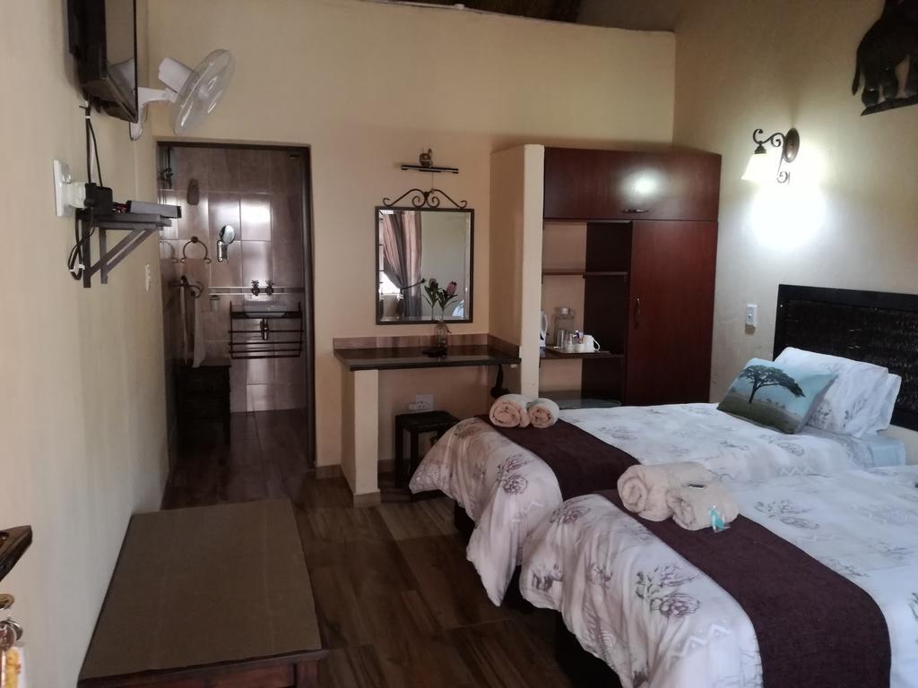 All Over Africa Guest House كمبتون بارك المظهر الخارجي الصورة