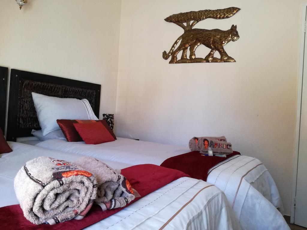 All Over Africa Guest House كمبتون بارك المظهر الخارجي الصورة