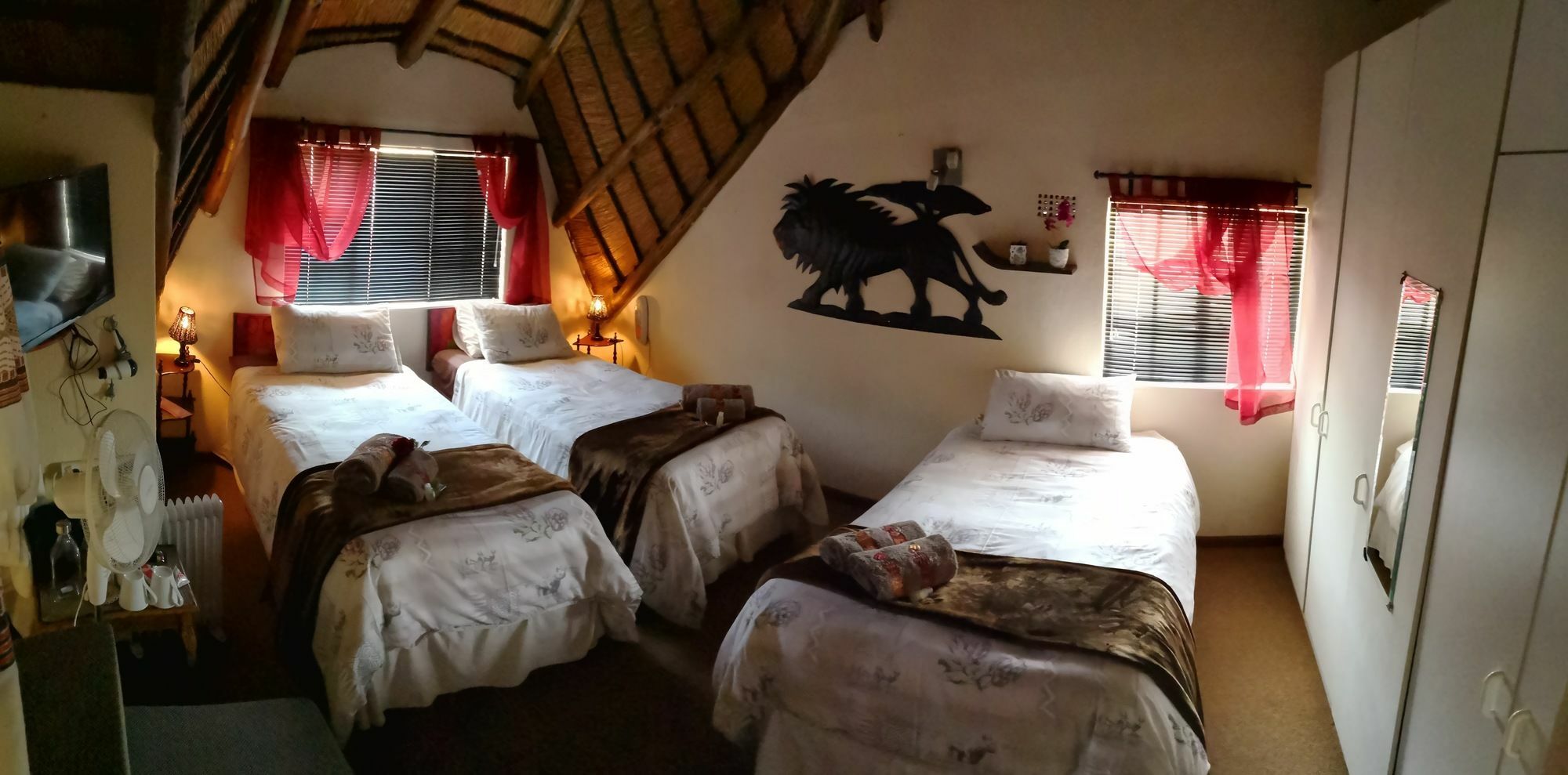 All Over Africa Guest House كمبتون بارك المظهر الخارجي الصورة