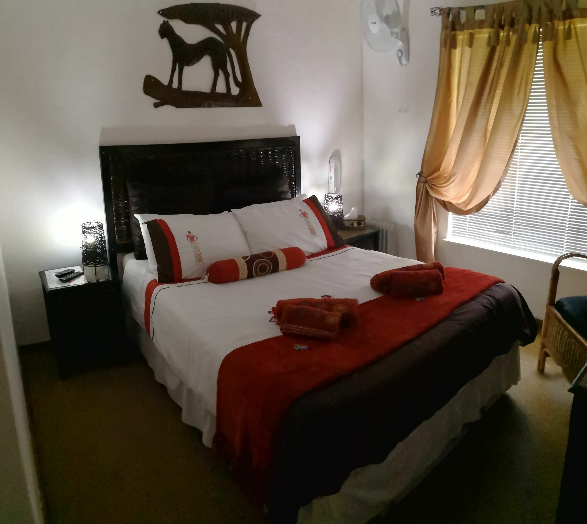 All Over Africa Guest House كمبتون بارك المظهر الخارجي الصورة