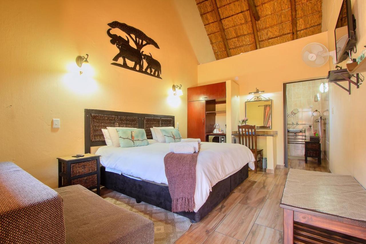 All Over Africa Guest House كمبتون بارك المظهر الخارجي الصورة