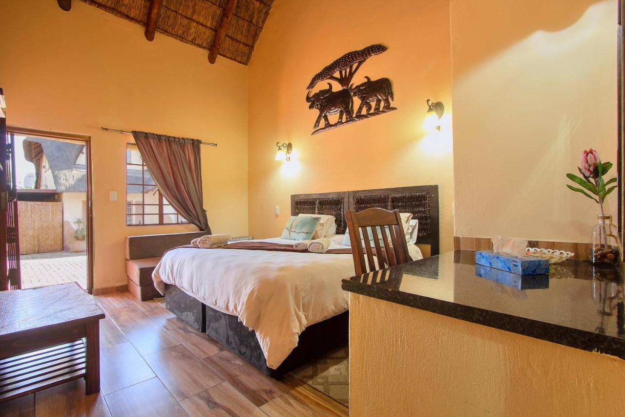 All Over Africa Guest House كمبتون بارك المظهر الخارجي الصورة